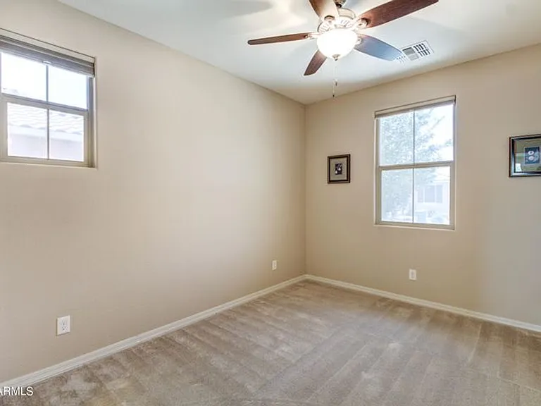 40876 W Tamara Ln — Photo 28