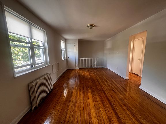 2nd image of 6841 Cloverdale Blvd #B