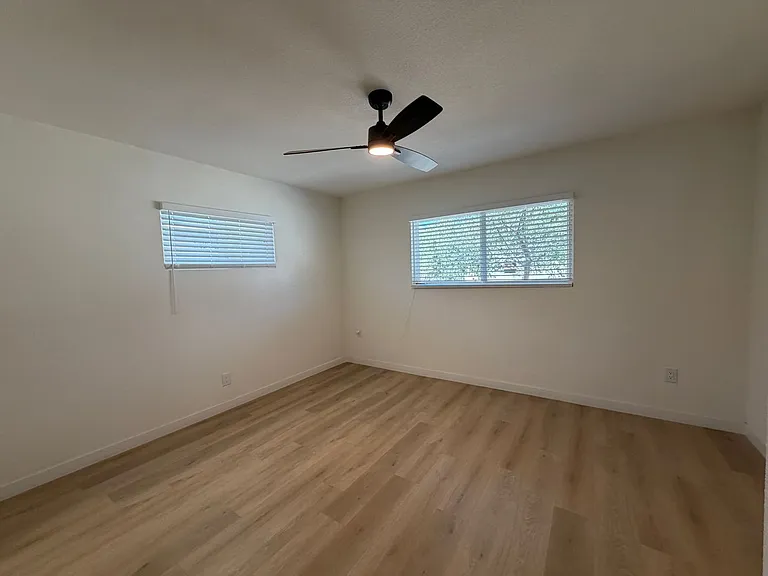 1317 Pyramid Dr — Photo 16