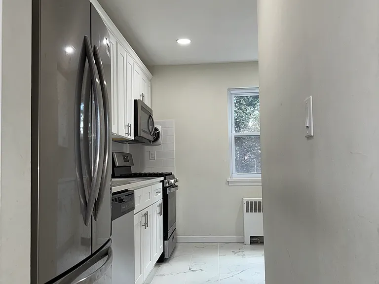 596 Chestnut St #E — Photo 1