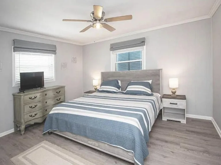 205 Barefoot Ln #A — Photo 5