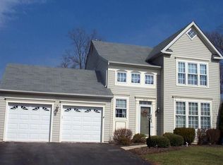810 Caren Dr, Eldersburg, MD 21784