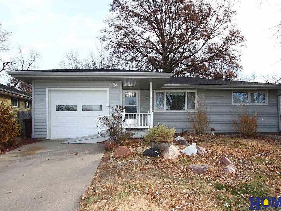 1st image of 1610 N 61st St