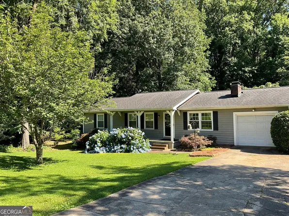 2832 Jordan Forest Trl, Lawrenceville, GA 30044