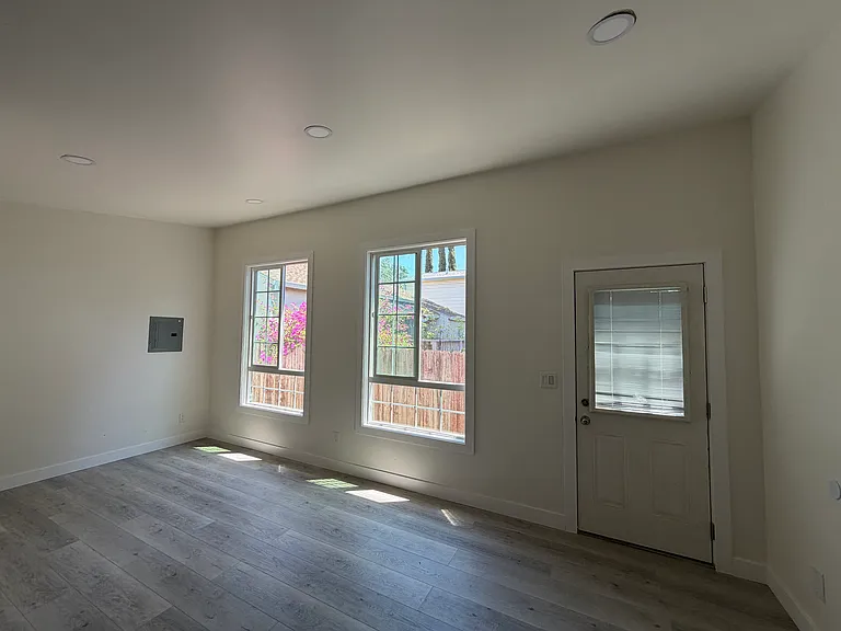 235 Perkins Ave #2 — Photo 1