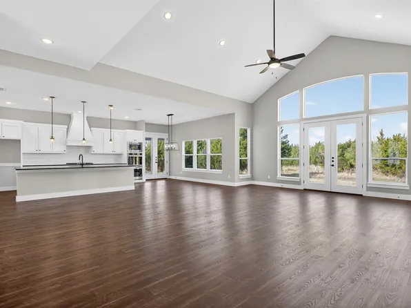 2335 Providence Way, Nevada, TX 75173