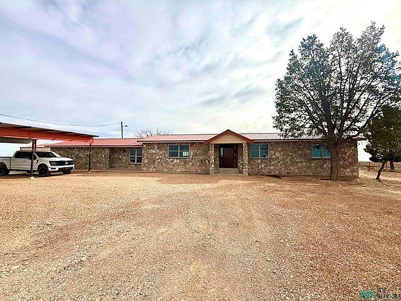 2nd image of 1906 Pecos Hwy
