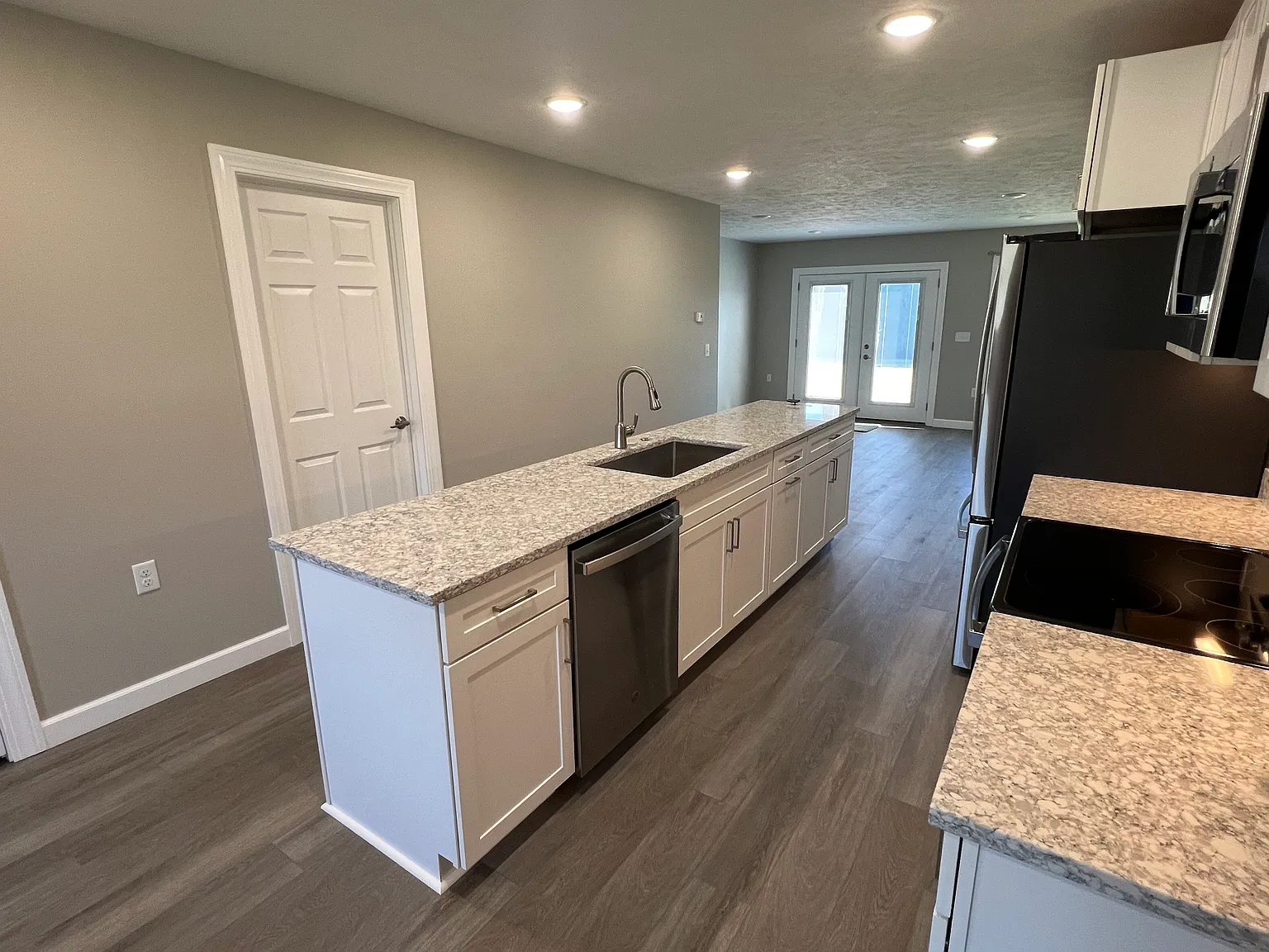 Lakewood Townhomes — Photo 2
