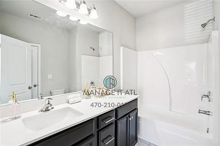 2558 Village Park Bnd — Photo 29