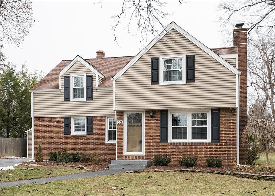 1st image of 38 Monroe Dr