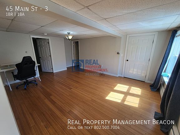 3rd image of 45 Main St APT 3