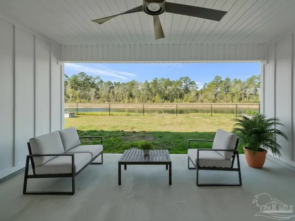 4010 Whitetail Ln, Pensacola, FL 32526