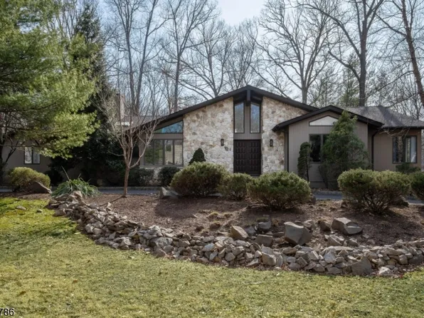 1 Firethorn Ct, Warren Twp., NJ 07059