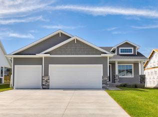 1642 22nd Ave SE, Altoona, IA 50009
