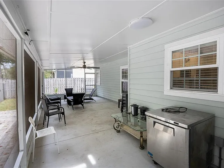 5504 NW 34th St — Photo 33