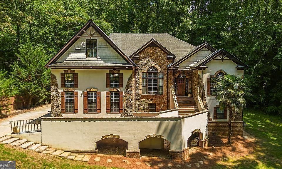 1st image of 2864 Sandpiper Cir SW