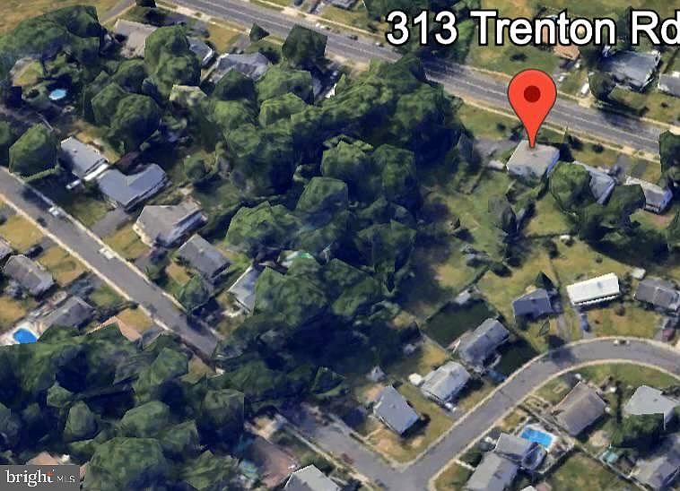 1st image of 313 Trenton Rd