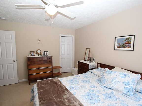 5th image of 8154 Morning Mist Dr