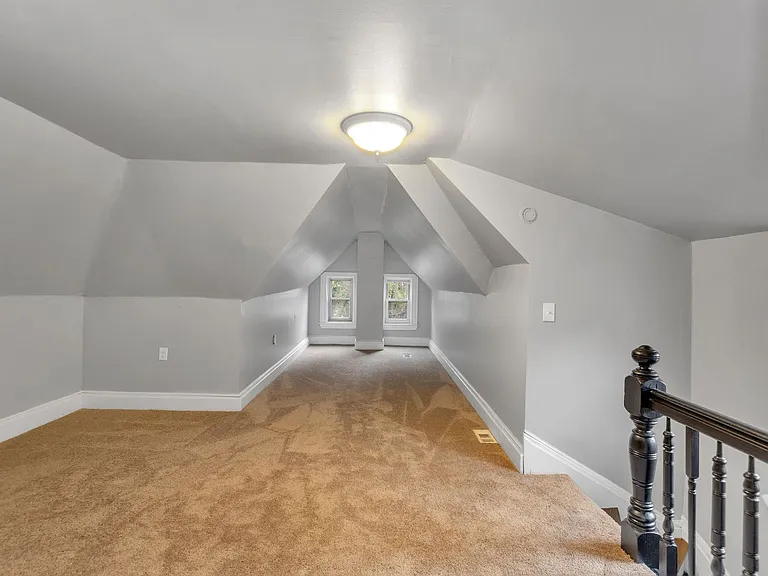 5419 Potter St — Photo 7
