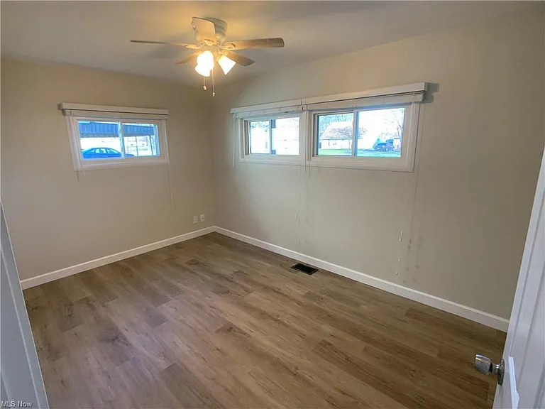 268 N Roanoke Ave — Photo 4