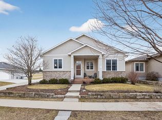 1948 Hadley Creek Dr NE, Rochester, MN 55906