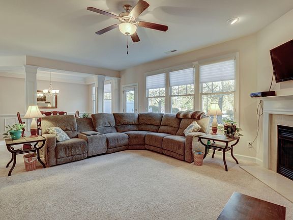 4th image of 4303 Peeble Dr
