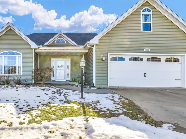 1803 E Fairfield Cir, Urbana, IL 61802