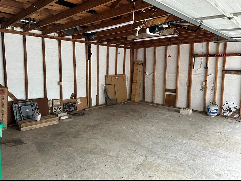 17406 Spicewood Springs Ln #17406 — Photo 37