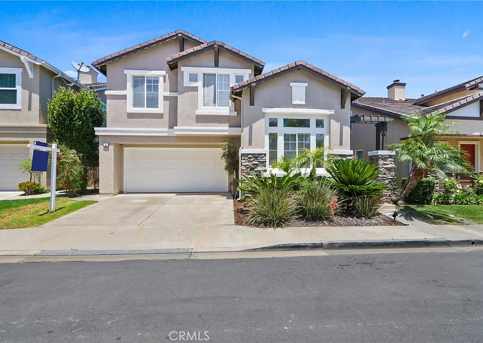 5 Duray Ct