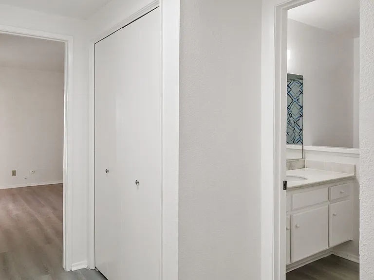 3565 W Savanna St #5 — Photo 9
