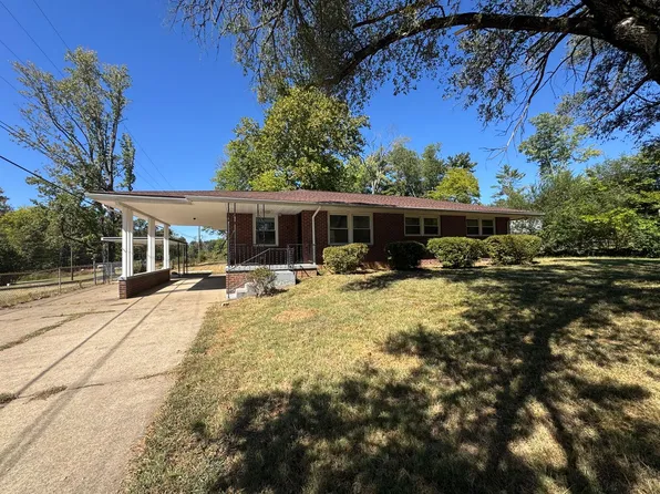 18 W Bel Air Blvd, Clarksville, TN 37042