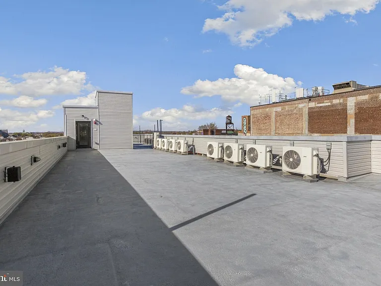 2209 N Broad St #402 — Photo 15