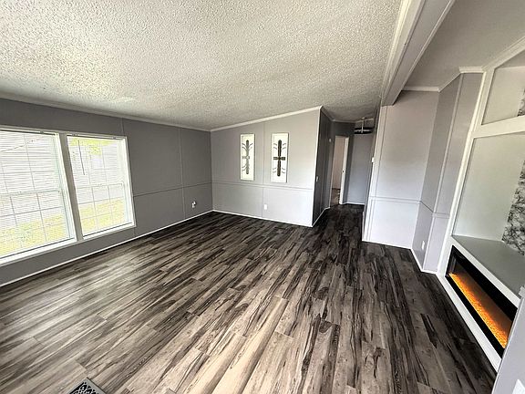2nd image of 5155 Pine Rock Ave