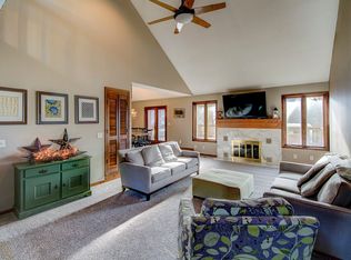 11714 Hadley St, Overland Park, KS 66210