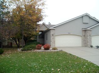 7516 Glen Terra Dr, Lansing, MI 48917