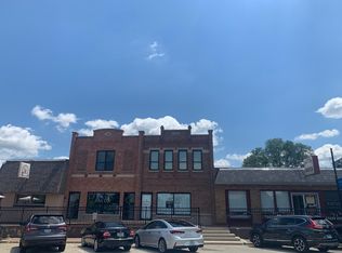 58 Main St, Oswego, IL 60543