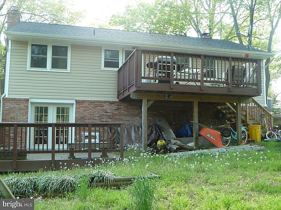 3rd image of 1215 Hilltop Dr