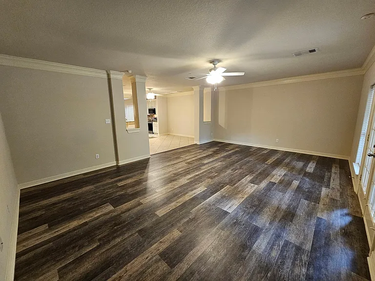 503 Birdsong Dr — Photo 9