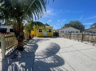 413 N East St, Lake Worth, FL 33460