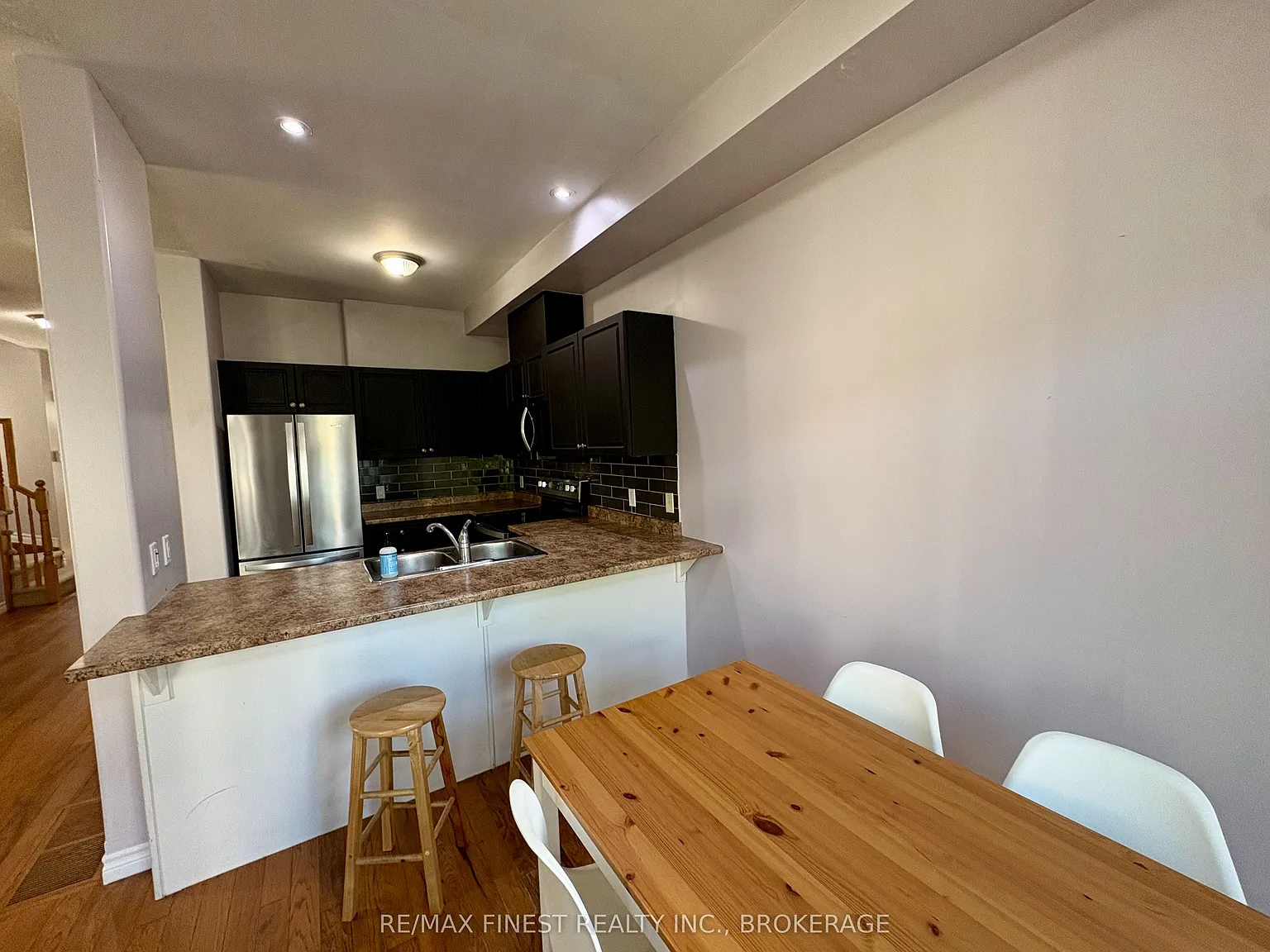 3 bed, $2,675 — Photo 3