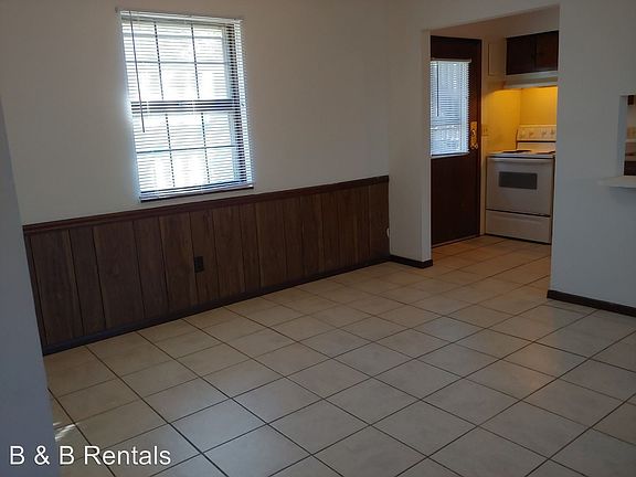 3rd image of 3001 Themis St APT D