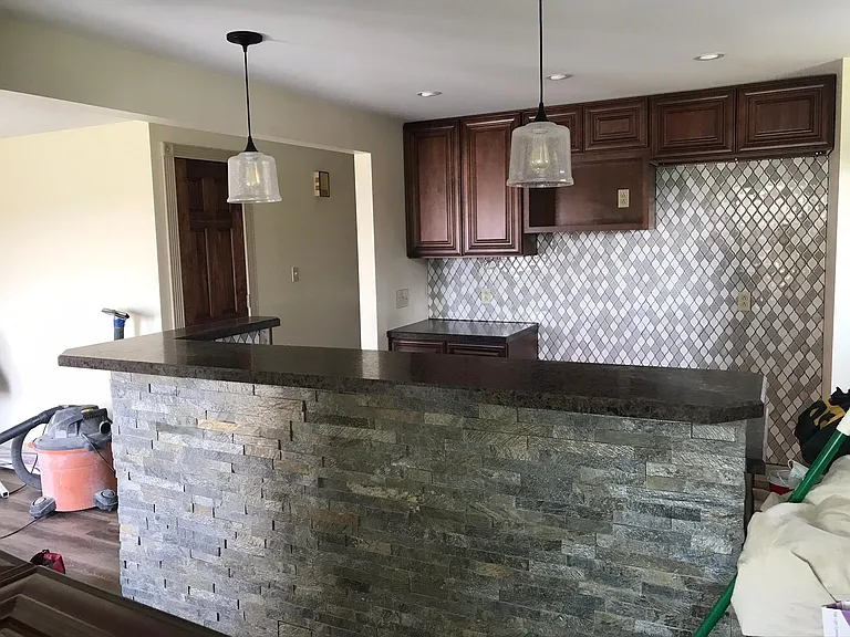 Highview Cir — Photo 6