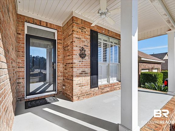 3rd image of 30162 Persimmon Dr