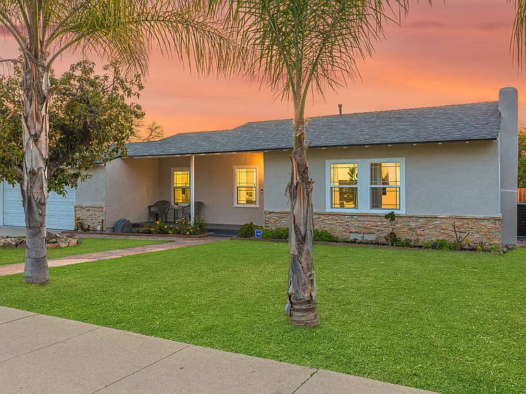 533 N Cerritos Ave — Photo 57