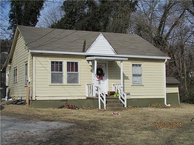2nd image of 1002 Adair Ave