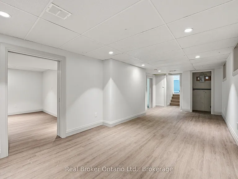 571 Leonard Ct — Photo 34
