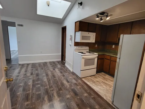 210 N Chestnut St #1, Loda, IL 60948