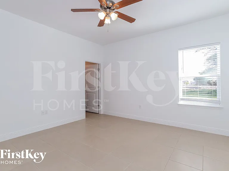 189 Willow Dr — Photo 7