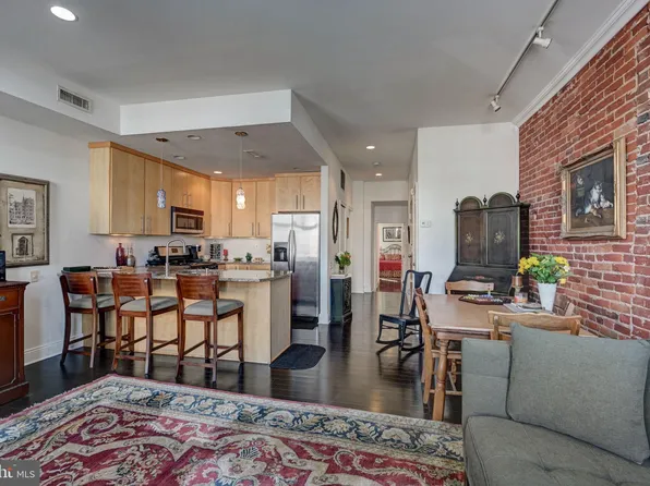 530 W Girard Ave #1, Philadelphia, PA 19123