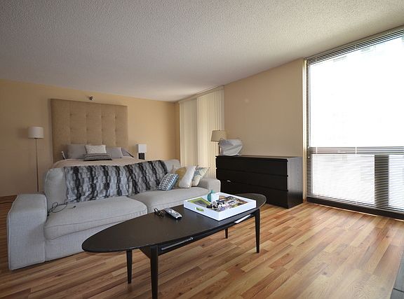 2nd image of 70 W Huron St APT 710